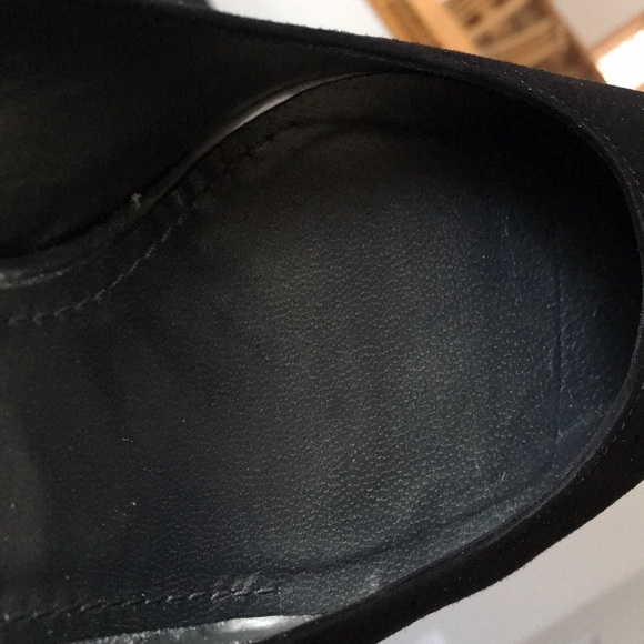 Stuart Weitzman Heels - Pinot Black Suede - Picture 3 of 7